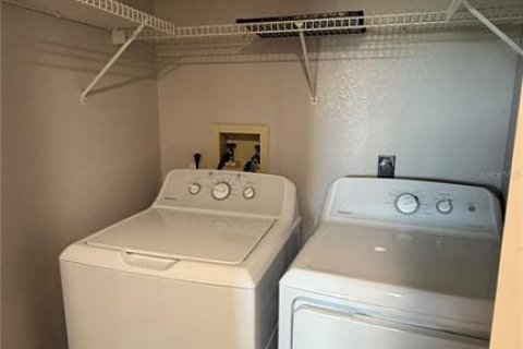 Condominio en alquiler en Punta Gorda, Florida, 2 dormitorios, 107.12 m2 № 1872854 - foto 15