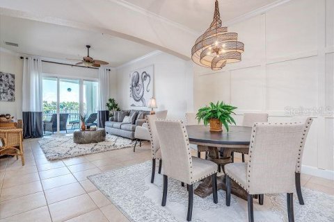 Condominio en venta en Palm Coast, Florida, 3 dormitorios, 156.26 m2 № 2143314 - foto 7