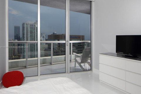 Condo in Miami, Florida, 2 bedrooms № 1962291 - photo 10