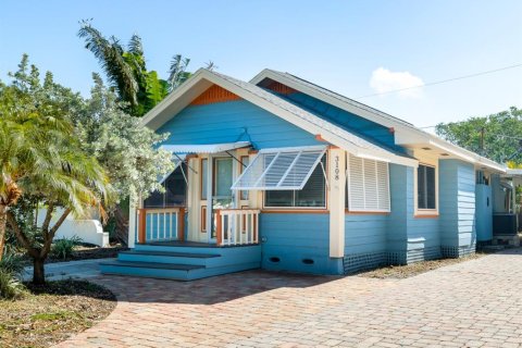 Casa en venta en Gulfport, Florida, 2 dormitorios, 94.67 m2 № 1737337 - foto 2