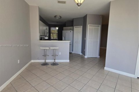 Villa ou maison à vendre à Doral, Floride: 4 chambres, 164.99 m2 № 2048924 - photo 6