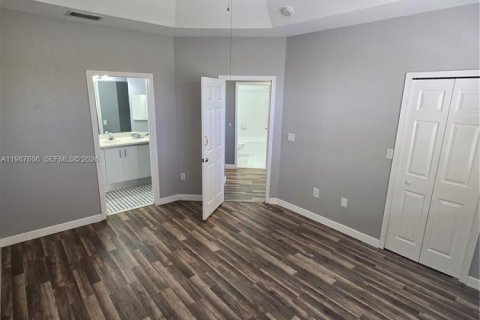 Villa ou maison à vendre à Doral, Floride: 4 chambres, 164.99 m2 № 2048924 - photo 15