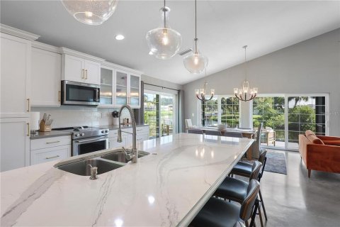 Casa en alquiler en Port Charlotte, Florida, 3 dormitorios, 184.78 m2 № 2280046 - foto 7