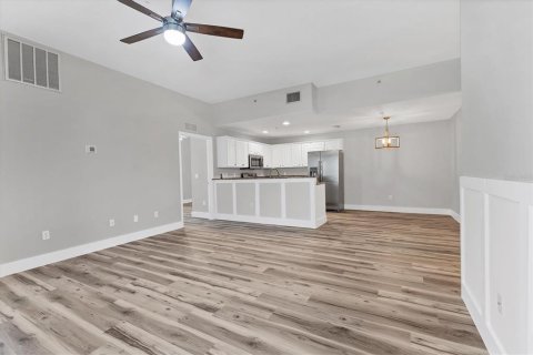 Copropriété à vendre à Bradenton, Floride: 3 chambres, 117.06 m2 № 1874106 - photo 15