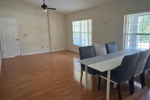 House in Clermont, Florida 3 bedrooms, 184.97 sq.m. № 2389187 - photo 5
