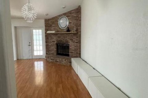 House in Clermont, Florida 3 bedrooms, 184.97 sq.m. № 2389187 - photo 8