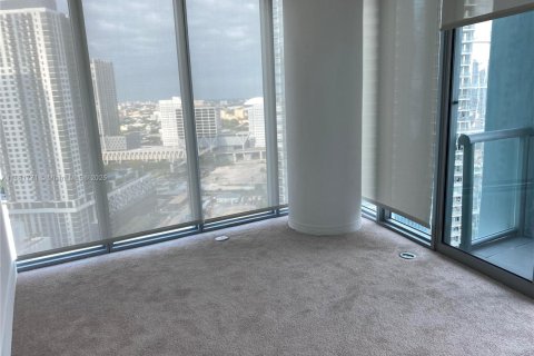 Condominio en alquiler en Miami, Florida, 2 dormitorios, 122.17 m2 № 1978662 - foto 15