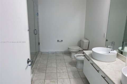 Condominio en alquiler en Miami, Florida, 2 dormitorios, 122.17 m2 № 1978662 - foto 21