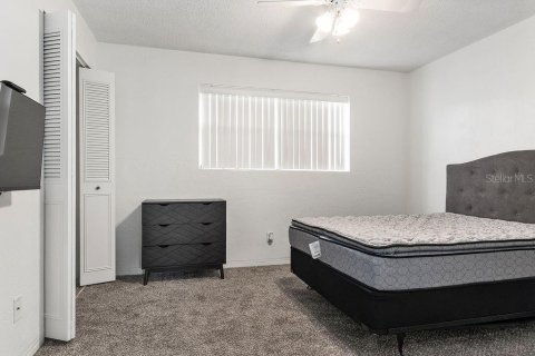 Townhouse in South Daytona, Florida 2 bedrooms, 89.19 sq.m. № 1773421 - photo 10