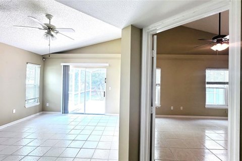 Villa ou maison à louer à Clermont, Floride: 3 chambres, 146.79 m2 № 2166956 - photo 11