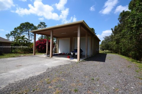 Villa ou maison à louer à Loxahatchee Groves, Floride: 3 chambres, 181.25 m2 № 2263103 - photo 3