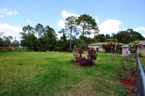 Villa ou maison à louer à Loxahatchee Groves, Floride: 3 chambres, 181.25 m2 № 2263103 - photo 30