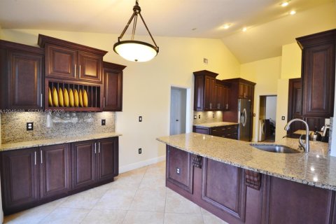 Villa ou maison à louer à Loxahatchee Groves, Floride: 3 chambres, 181.25 m2 № 2263103 - photo 5