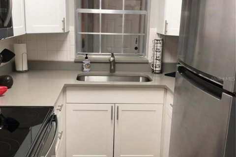 Condominio en venta en Bradenton, Florida, 2 dormitorios, 87.98 m2 № 1904392 - foto 10