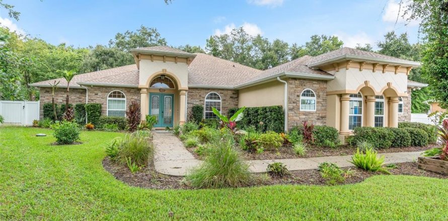 Villa ou maison à South Daytona, Floride 4 chambres, 329.8 m2 № 2413850