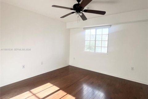 Townhouse in Aventura, Florida 2 bedrooms, 122.26 sq.m. № 2043617 - photo 29