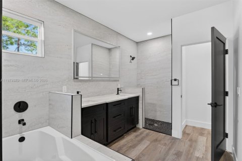 Купить виллу или дом в Лихай-Эйкерс, Флорида 3 спальни, № 2045250 - фото 20