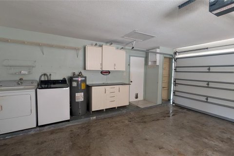 House in Venice, Florida 2 bedrooms, 130.99 sq.m. № 2291875 - photo 29