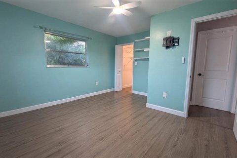House in Venice, Florida 2 bedrooms, 130.99 sq.m. № 2291875 - photo 22