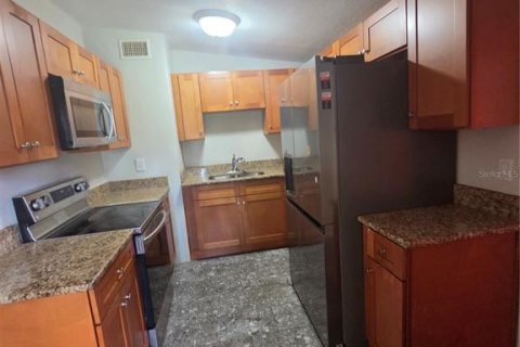 Villa ou maison à vendre à Tampa, Floride: 3 chambres, 94.2 m2 № 2342645 - photo 3