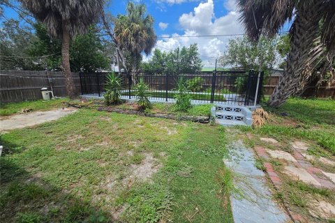 Villa ou maison à vendre à Tampa, Floride: 3 chambres, 94.2 m2 № 2342645 - photo 14