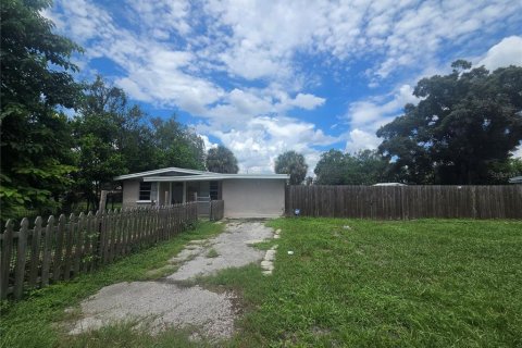 Villa ou maison à vendre à Tampa, Floride: 3 chambres, 94.2 m2 № 2342645 - photo 9