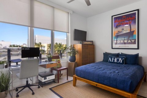 Condo in Miami Beach, Florida, 2 bedrooms  № 1848753 - photo 22