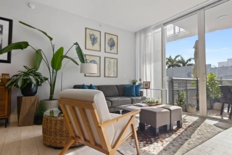 Condo in Miami Beach, Florida, 2 bedrooms  № 1848753 - photo 6