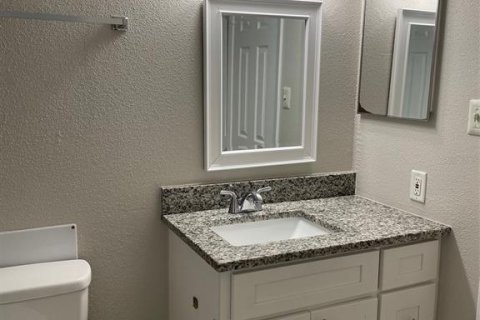 Condo in Casselberry, Florida, 2 bedrooms  № 2213712 - photo 20