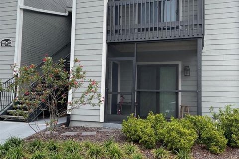 Condo in Casselberry, Florida, 2 bedrooms  № 2213712 - photo 2