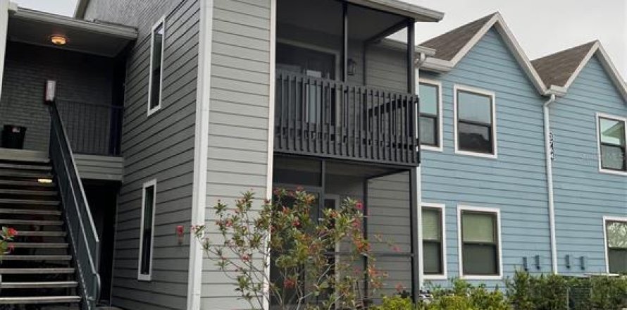 Condo in Casselberry, Florida, 2 bedrooms  № 2213712