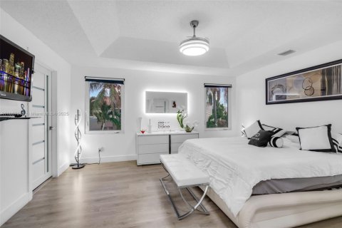 Купить виллу или дом в Пемброк-Пайнс, Флорида 3 спальни, 201.78м2, № 1941333 - фото 19