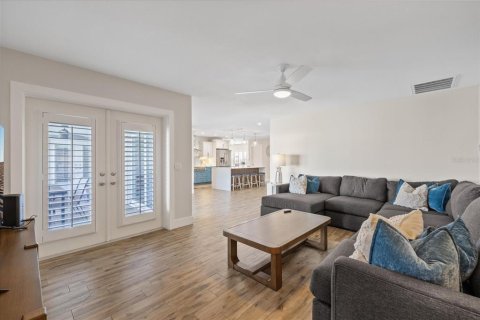 Villa ou maison à vendre à Tampa, Floride: 4 chambres, 220.18 m2 № 1636644 - photo 20