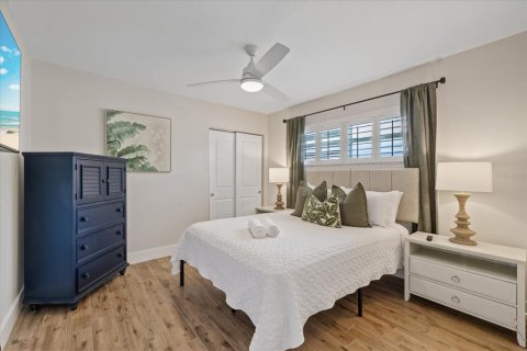 Villa ou maison à vendre à Tampa, Floride: 4 chambres, 220.18 m2 № 1636644 - photo 23