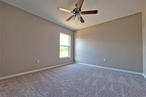 House in Land O' Lakes, Florida 4 bedrooms, 210.89 sq.m. № 1680315 - photo 22