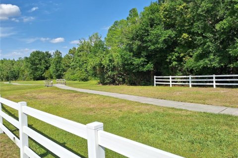 House in Land O' Lakes, Florida 4 bedrooms, 210.89 sq.m. № 1680315 - photo 30