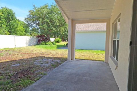 House in Land O' Lakes, Florida 4 bedrooms, 210.89 sq.m. № 1680315 - photo 27