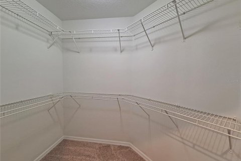 House in Land O' Lakes, Florida 4 bedrooms, 210.89 sq.m. № 1680315 - photo 16
