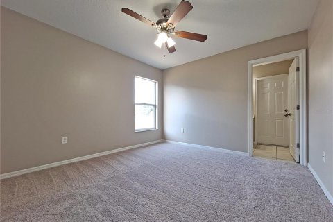 House in Land O' Lakes, Florida 4 bedrooms, 210.89 sq.m. № 1680315 - photo 18