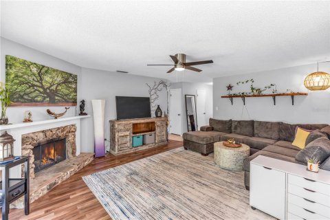 Villa ou maison à vendre à DeLand, Floride: 3 chambres, 139.63 m2 № 1899065 - photo 8