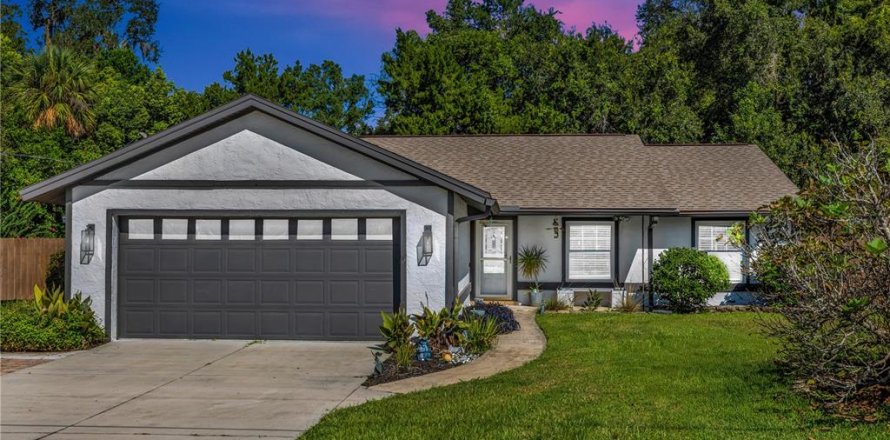 Casa en DeLand, Florida 3 dormitorios, 139.63 m2 № 1899065