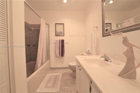 Casa en alquiler en West Palm Beach, Florida, 2 dormitorios, 123 m2 № 2023805 - foto 29