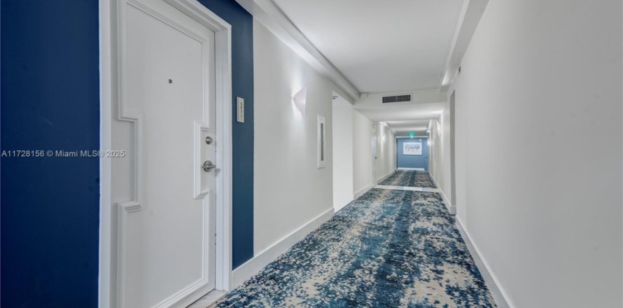 Condo à Hollywood, Floride, 2 chambres № 1864182