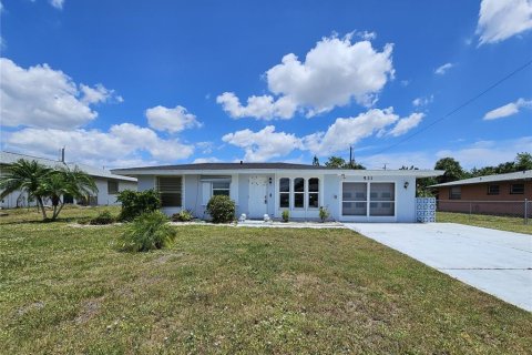 Villa ou maison à Port Charlotte, Floride 2 chambres, 87.98 m2 № 2207763