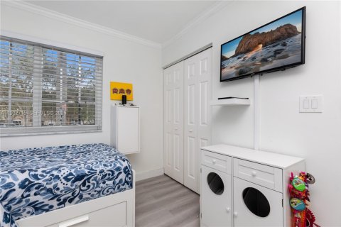 Townhouse in Pembroke Pines, Florida 2 bedrooms, 104.33 sq.m. № 1992607 - photo 26