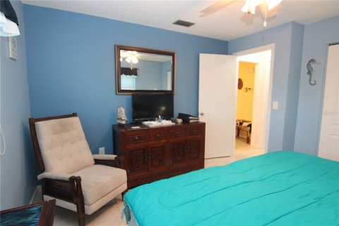 House in Sun City Center, Florida 2 bedrooms, 150.5 sq.m. № 2108186 - photo 21