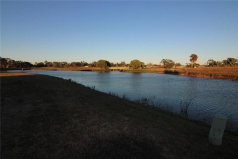 House in Sun City Center, Florida 2 bedrooms, 150.5 sq.m. № 2108186 - photo 27