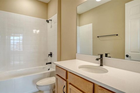 Casa en venta en Lakewood Ranch, Florida, 4 dormitorios, 239.97 m2 № 1838457 - foto 30