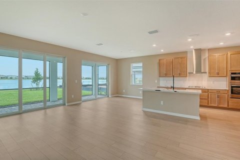 Casa en venta en Lakewood Ranch, Florida, 4 dormitorios, 239.97 m2 № 1838457 - foto 5