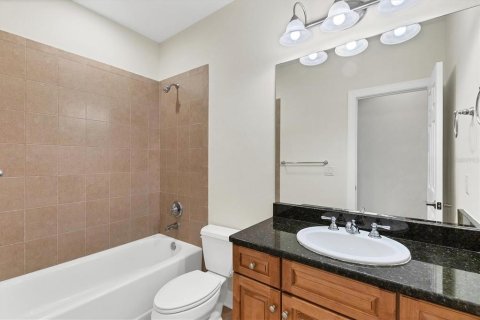 Townhouse in Placida, Florida 4 bedrooms, 222.97 sq.m. № 824387 - photo 19
